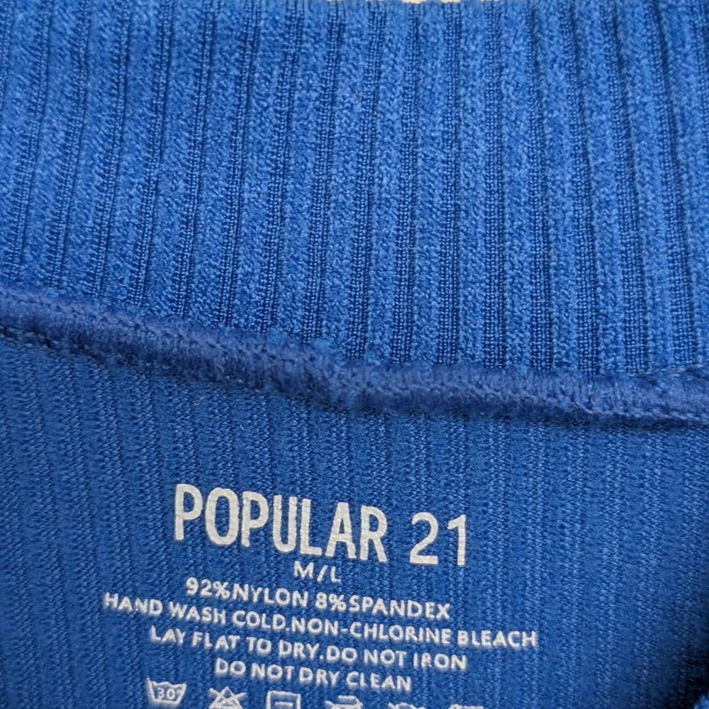 Sleeveless Blue Ribbed Dress - Picture 4 of 8